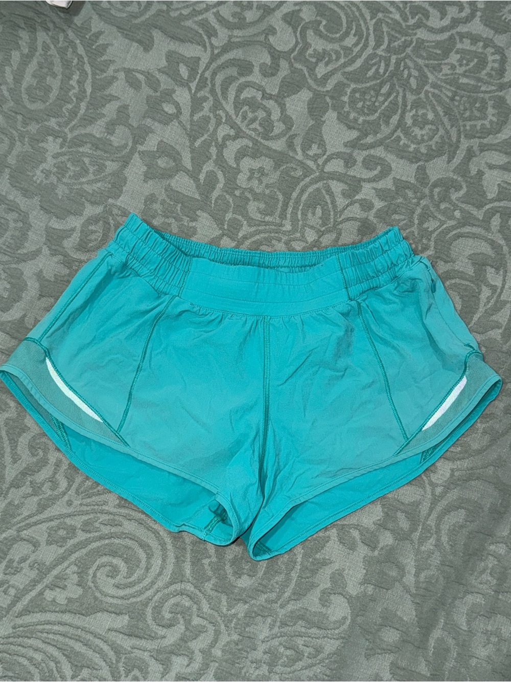 Lululemon Athletica Women's Teal Active Running Shorts Size 4 Like New